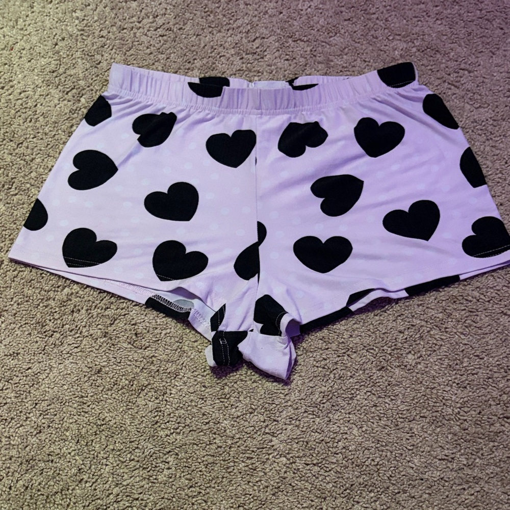 Black Heart Print Women's Sleep Shorts